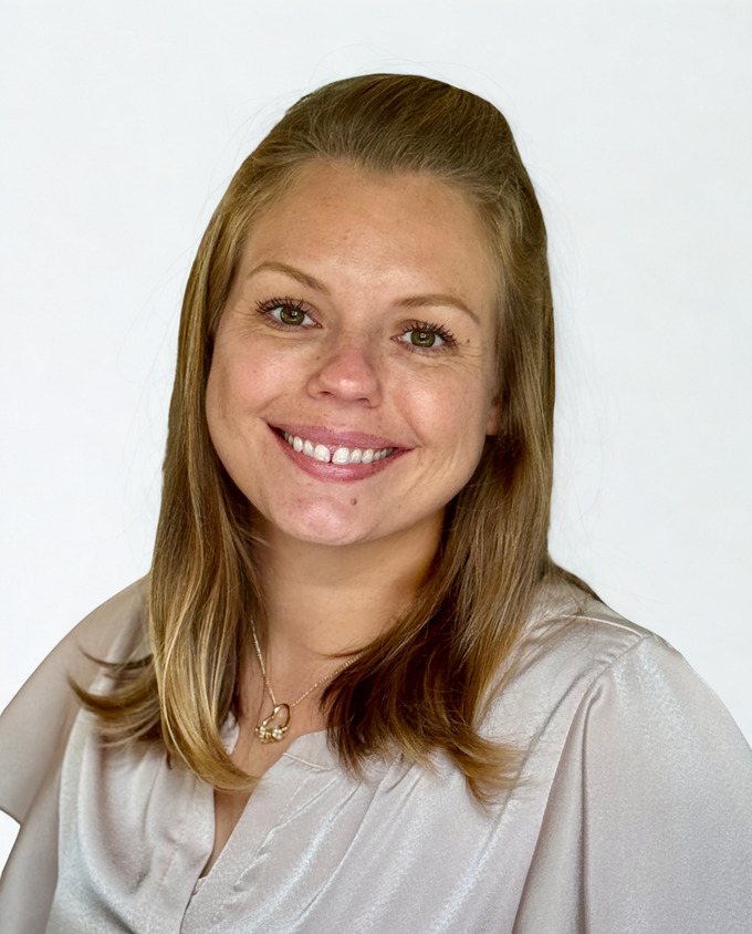 Sara Villanella, Volunteer Coordinator